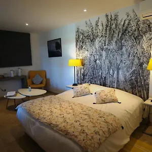 Bed & Breakfast Mas Lou Caloun - D'hote Face A La Piscine En Camargue - Les Maries De La, Saintes-Maries-de-la-Mer