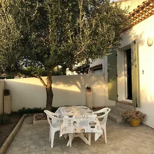 Apartment De L'olivier, Saintes-Maries-de-La-Mer